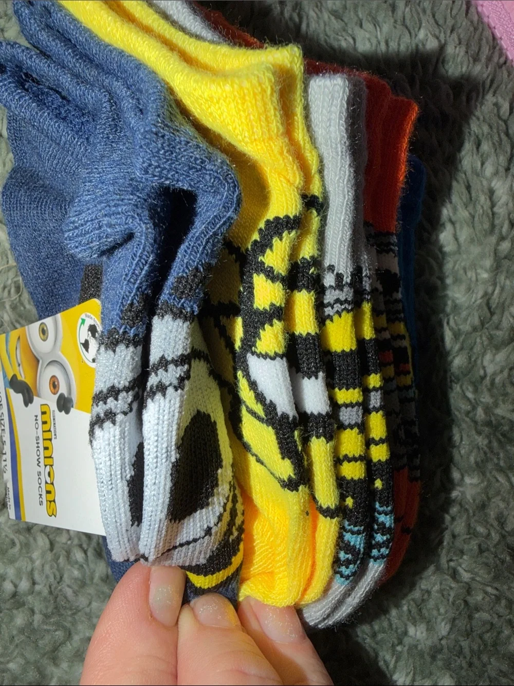 Kids 5 Pikachu & Pokémon Characters No-Show Socks 5 Minions Characters No show
